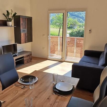 Apartmaji Tmaynka Tolmin Luaran gambar